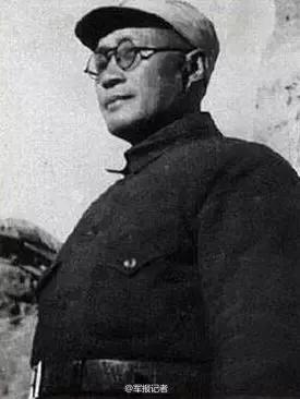 今天，缅怀“军神”*伯承刘**元帅