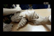 欣源说|孩子肚子有点硬，咕咕叫，敲着邦邦响，是胀气吗？