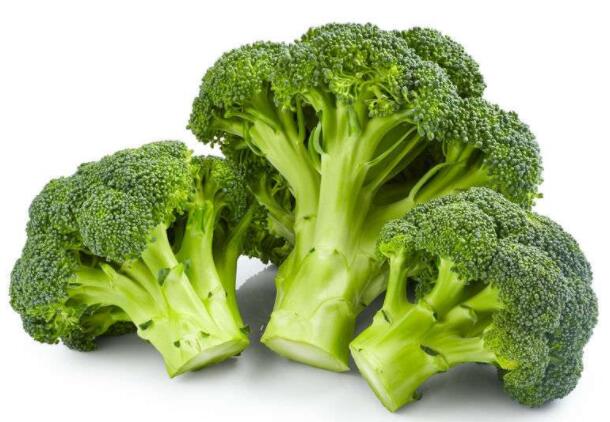 肺干不干净，看这3个地方！平时多吃3物，养护肺脏，避免疾病来袭