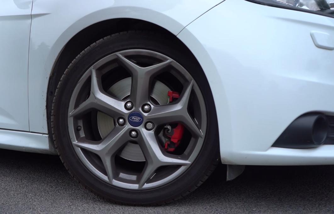 13万帮粉丝买了台手动钢炮,手里的GTI突然不香了