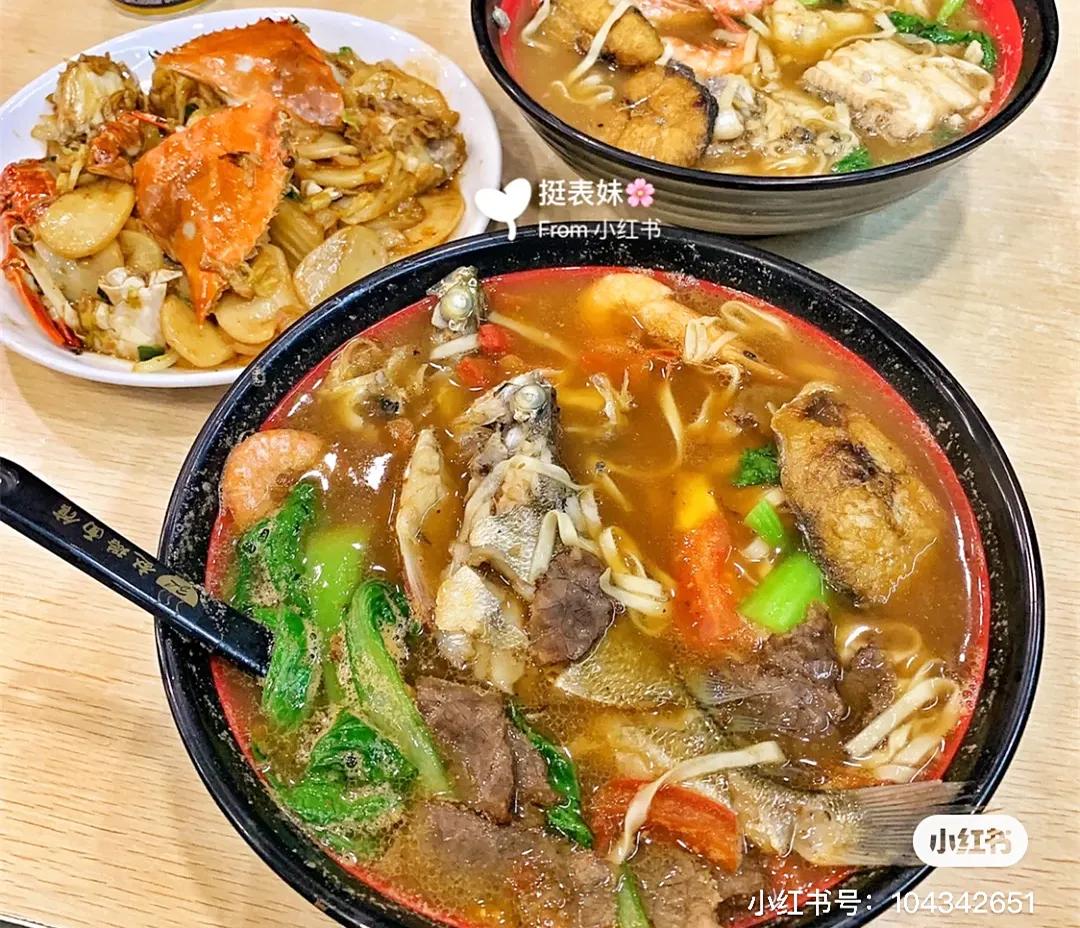 “海上小丽江”!这小城承包了海岛最美春色