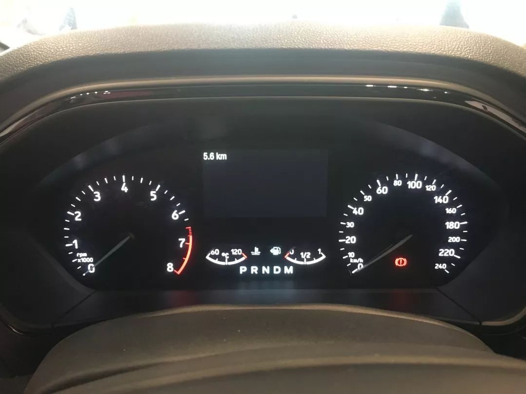 试驾小钢炮全新福克斯active,试驾新福克斯