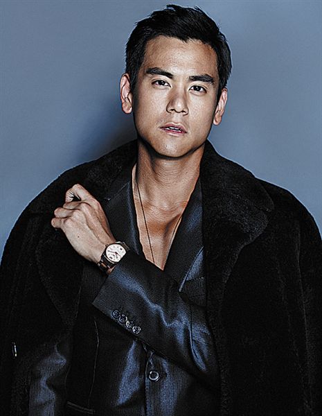 男生如何选择自己合适的发型穿搭,12-15岁学生适合的发型短发男生