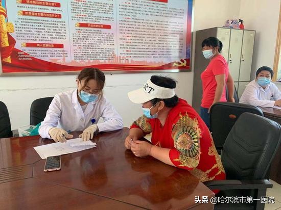 送医送药进社区,送医送药送健康下乡