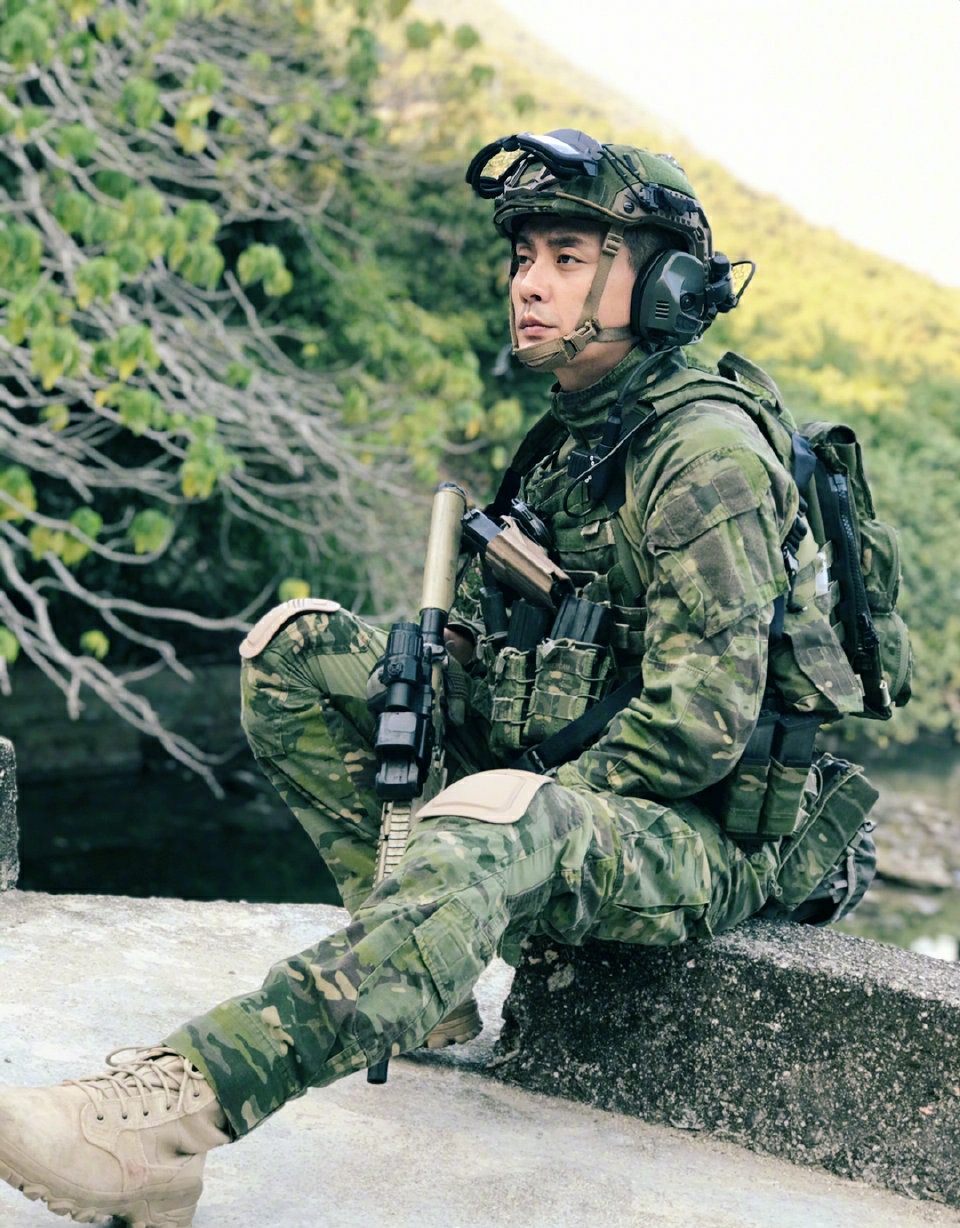 tvb眼神挑战林峯,tvb当红小生郑嘉颖林峰