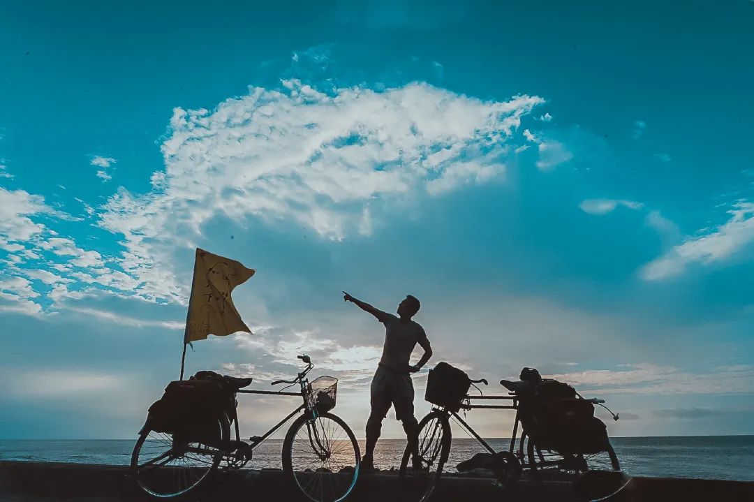 骑28自行车,骑自行车去俄罗斯老宋