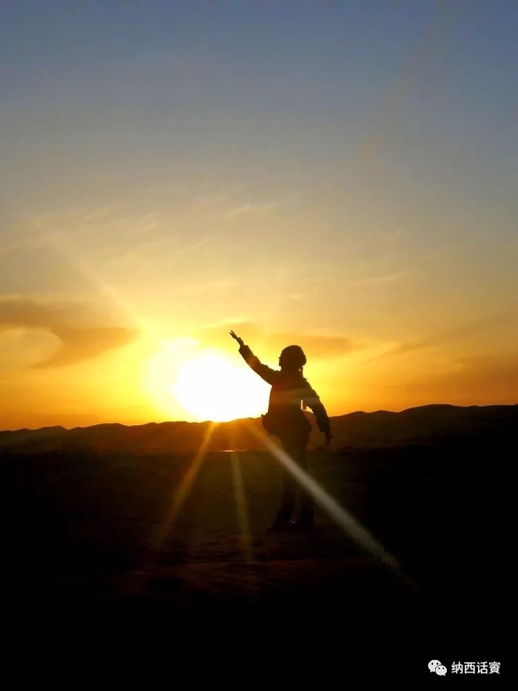 叶紫被雷劈穿越到异界,关于叶紫的穿越小说