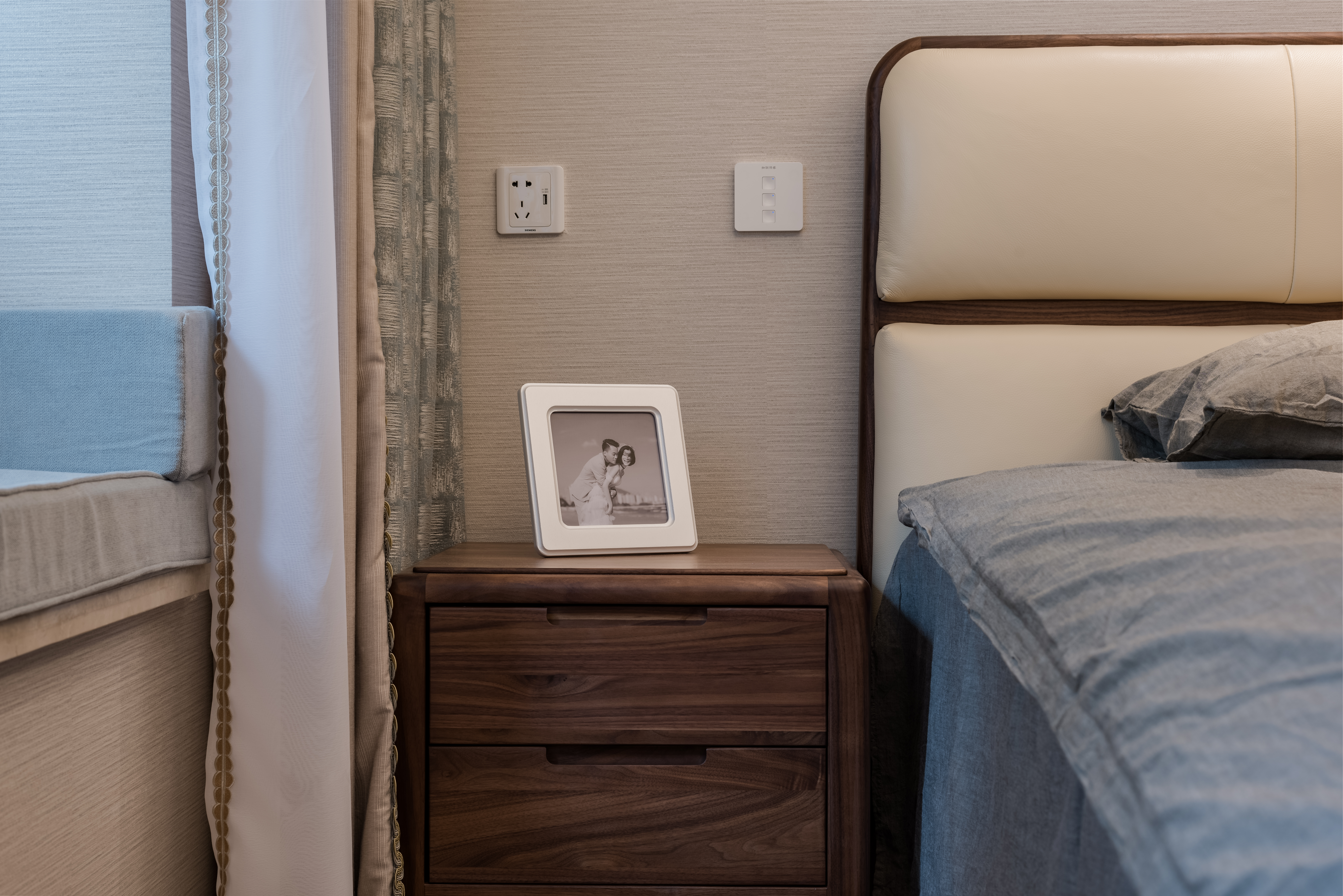 卧室空间小如何最大的利用空间,卧室的舒适度决定睡眠质量