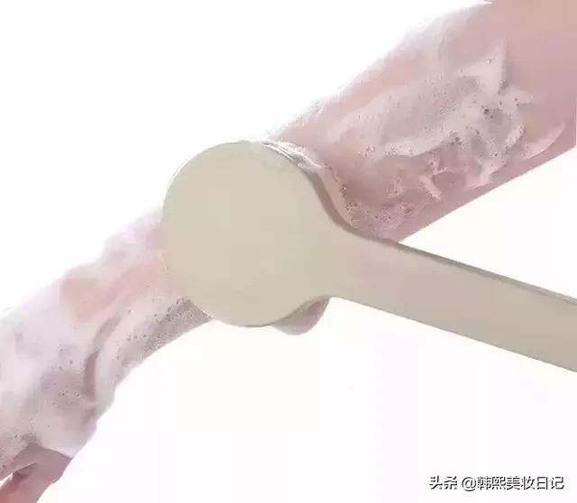 洗澡搓不到后背怎么办,洗澡怎么搓后背