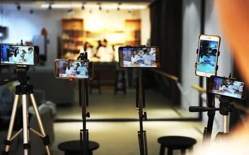 10万人直播间带货,10万人在线卖货直播间