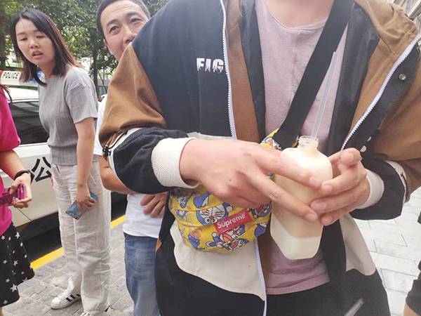 杰伦的奶茶多少钱一杯,杰伦歌曲mv