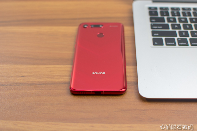 荣耀v20真香机,荣耀v20在今天是否值得购买