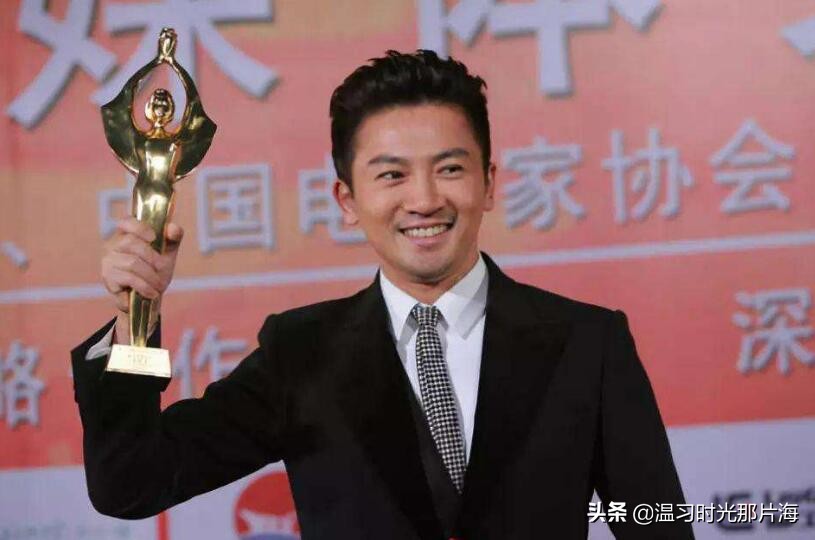 赵薇的男闺蜜是谁,赵薇和男友唱歌