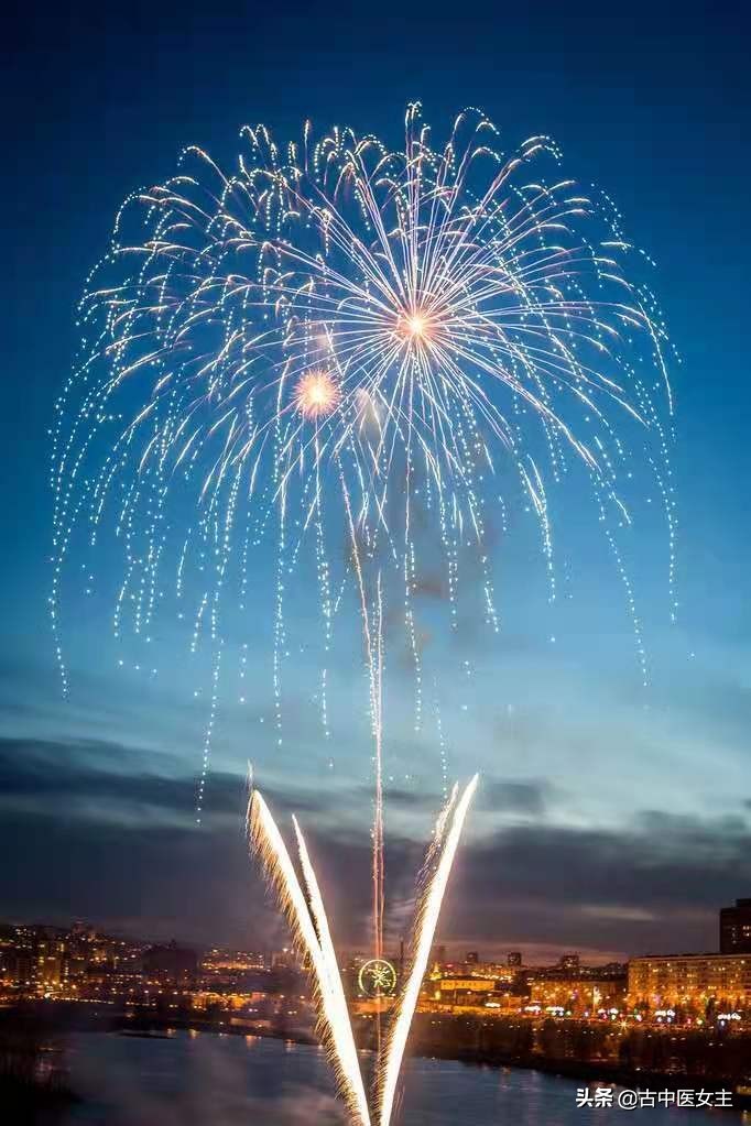 发热畏寒喉咙痛风热感冒,突发单侧咽痛