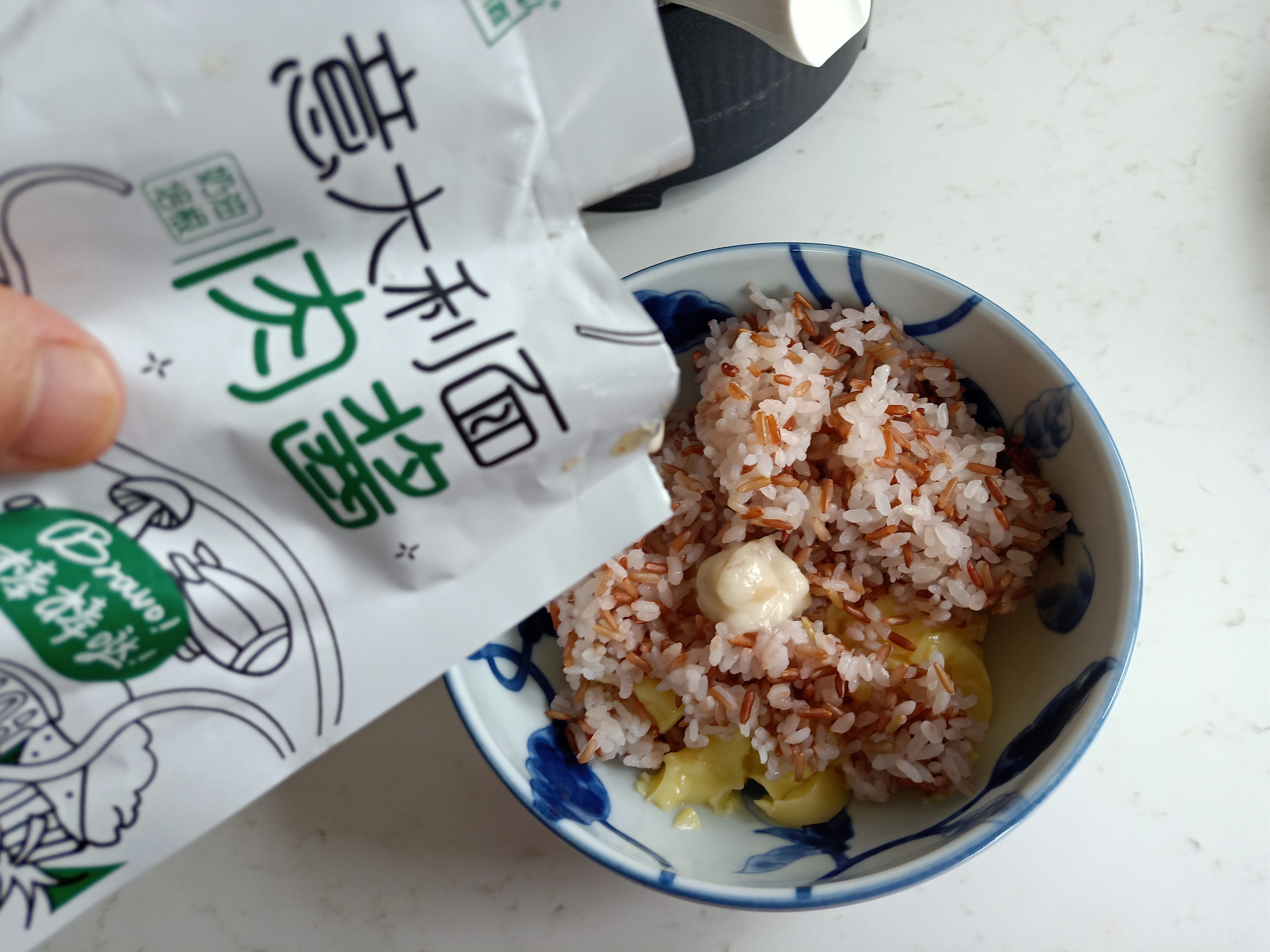 最近特别馋总想吃东西,最近特别馋总想吃零食