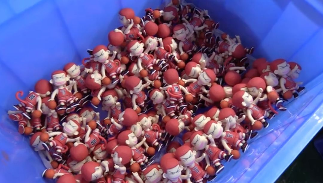 民警查获一亿假手办,警方捣毁制假高达等模型手办团伙