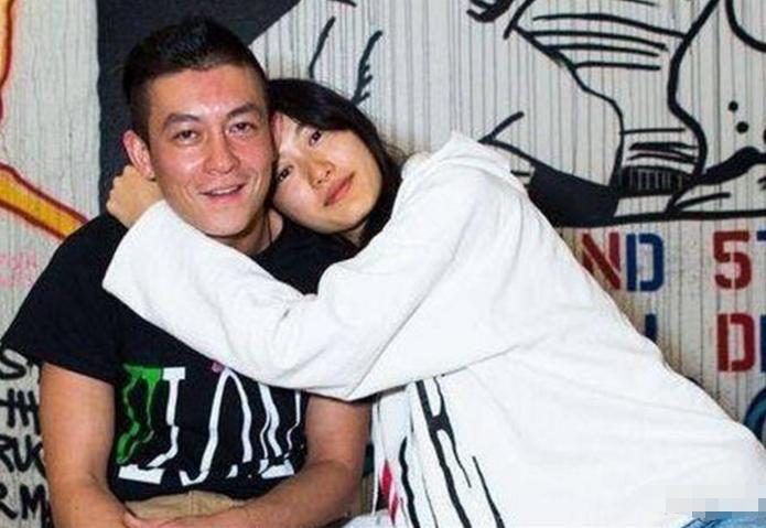 原来“陈冠希”只是他的艺名，得知他的本名后，网友：太爱国了