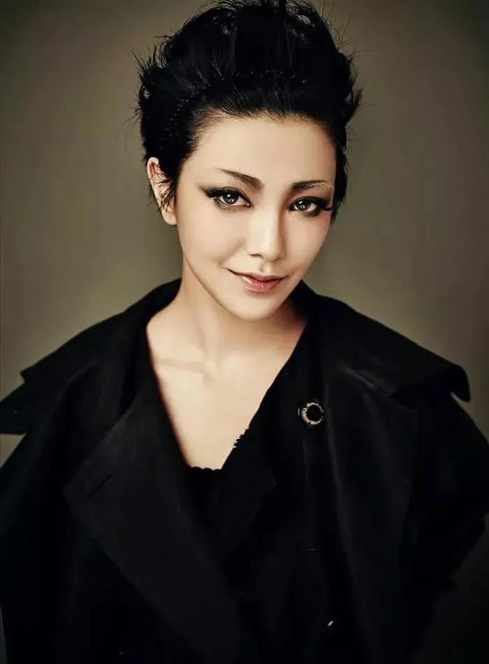 郭采洁是喜宝吗,郭采洁鸽子蛋钻戒