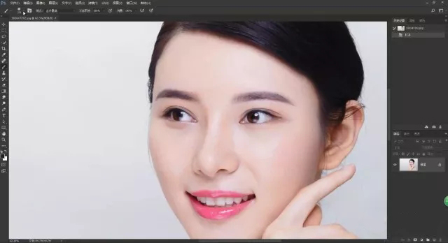 PS为美女添加眼睫毛-PhotoShop教程