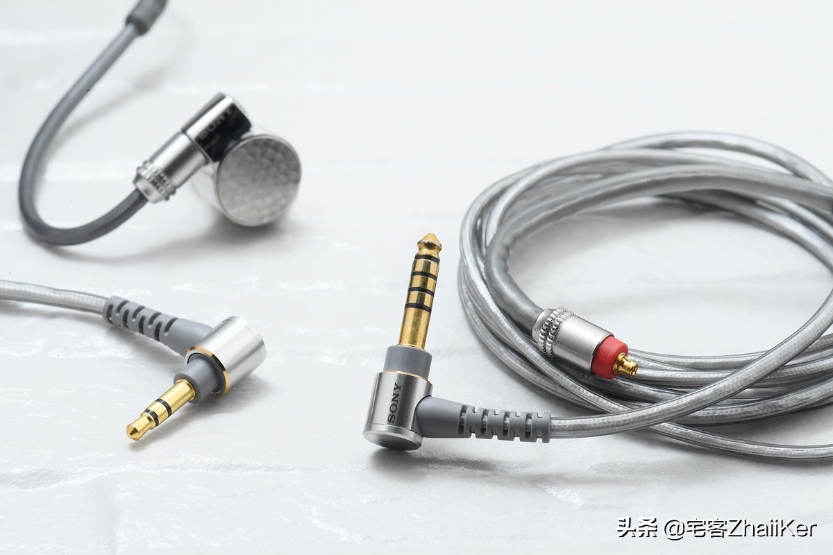 索尼黑砖配什么耳机最佳,索尼颈挂式耳机十佳评测
