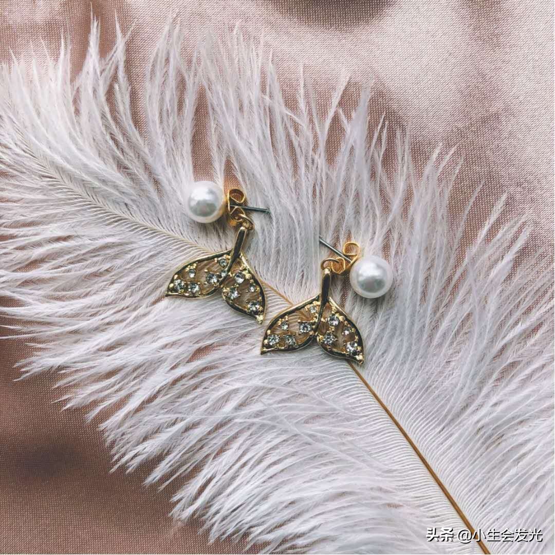 40岁女人适合佩戴什么首饰,17岁女孩适合戴什么样的首饰