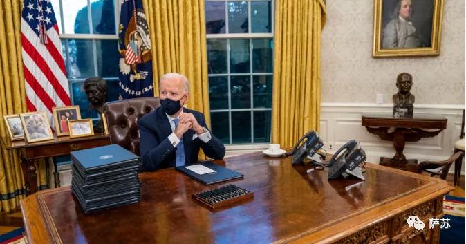 迈克杰克逊和特朗普年轻的时候,迈克尔杰克逊和特朗普是什么关系