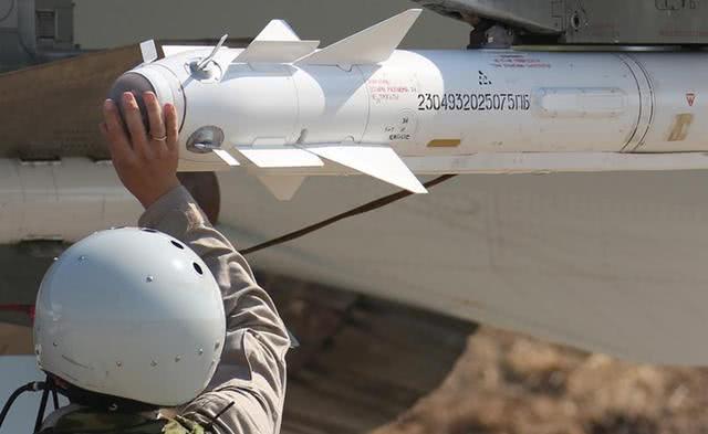 印度武器装备全世界排名,印度军费2001