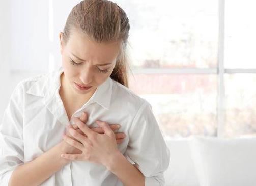 乳房纤维腺瘤手术后多久复诊,乳房纤维腺瘤是雌激素太高吗