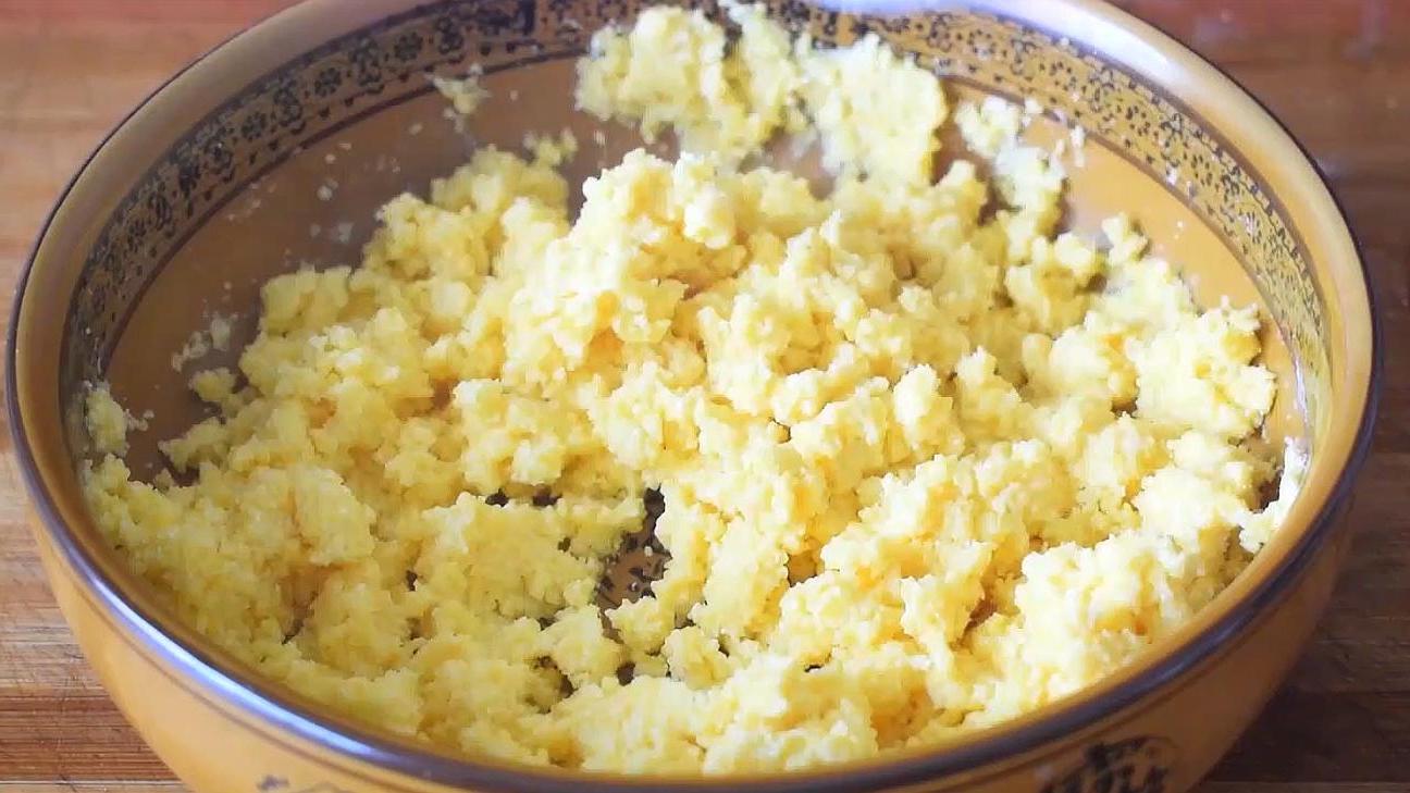 玉米面这么做实在是太好吃了,玉米面最好吃的5种做法蓬松