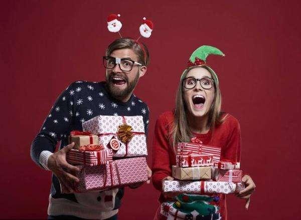 娆箰杩囧ぇ骞村枩涔愯繋鏂版槬,娆箰杩囧湥璇炶妭