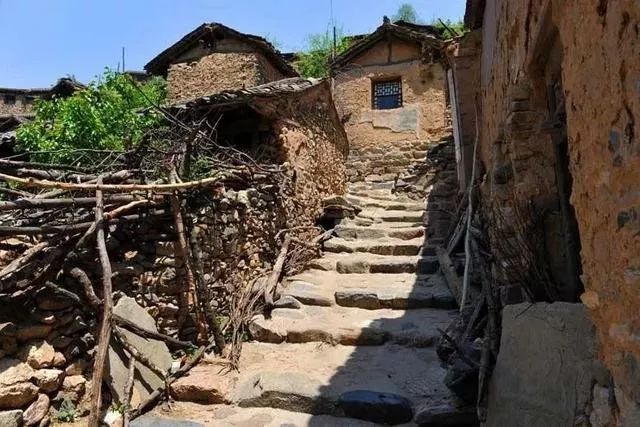 千年古村布达拉宫,太行山小布达拉宫