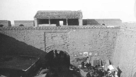 历史老照片1935年的辽宁沈阳,老照片镜头下1983年沈阳