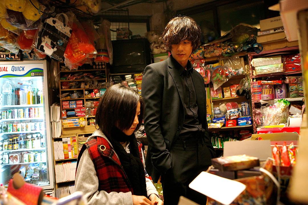 孙贤周演过韩国犯罪悬疑电影,韩国高分悬疑犯罪电影解说