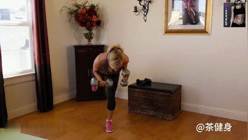 适合女生的手臂训练动作,适合女生的练手臂肌肉的简单动作