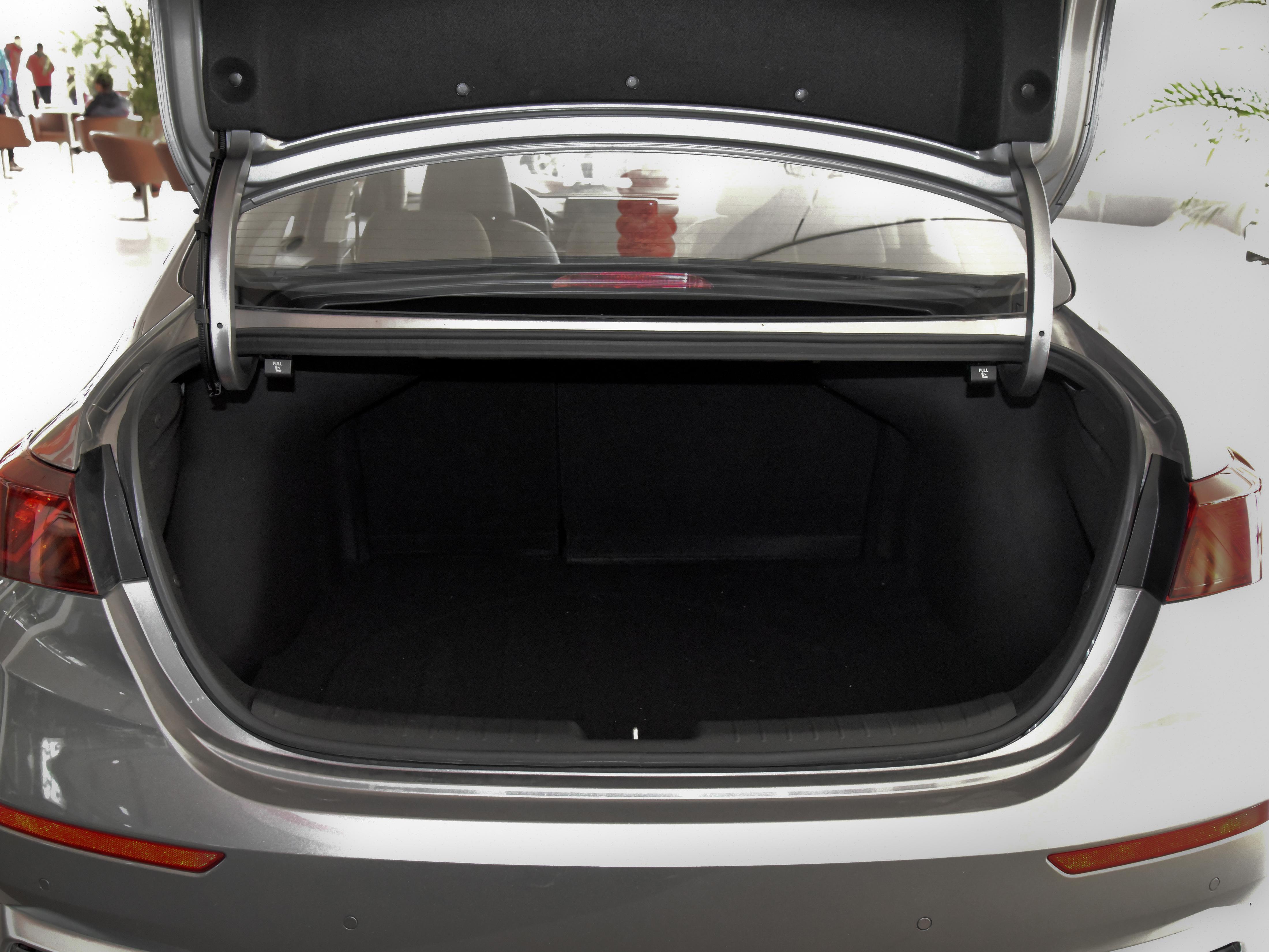 四缸1.5自吸油耗,21款起亚k3最新视频