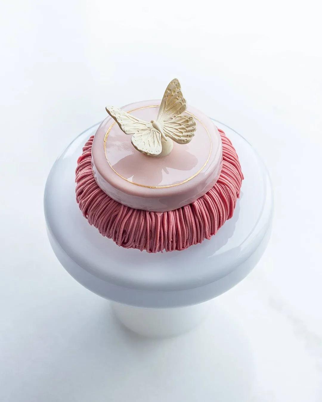 简单款式的母亲节蛋糕图片,六种不同口味母亲节蛋糕