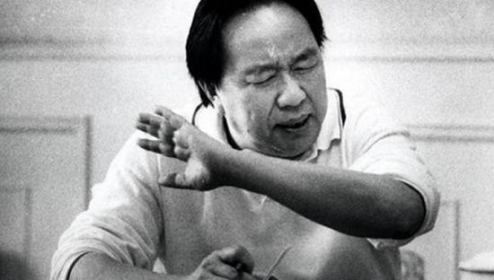 他靠两百元起家成江苏首富,两次入狱的上海前首富