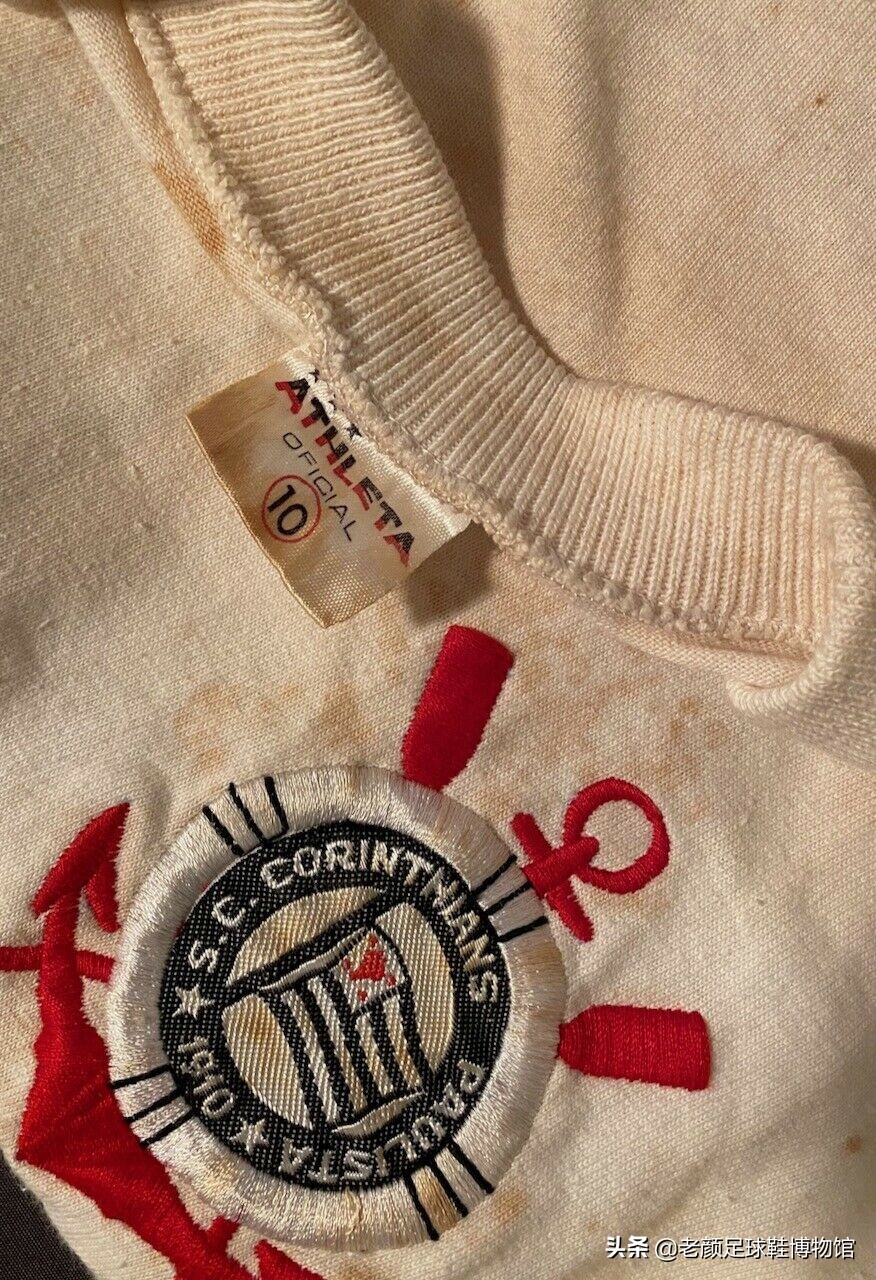 日本人从巴西挖来过气品牌，包装成时尚足球潮牌成功杀入中国市场