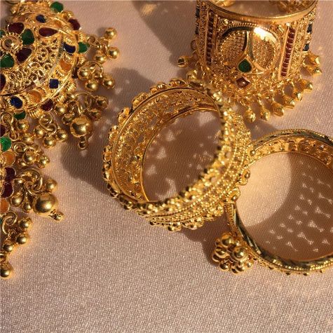 饰品18k金和14k金哪个好看,周大福18k项链和22k项链有什么区别