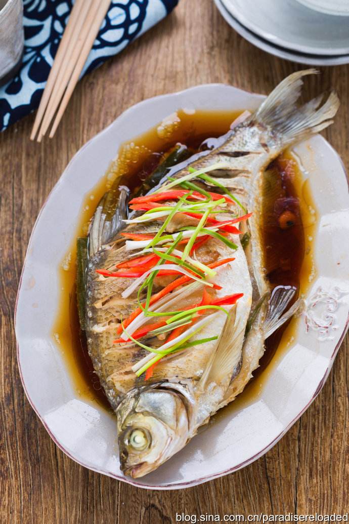 清蒸红辣椒武昌鱼的正确做法,武昌鱼剁辣椒清蒸的做法大全