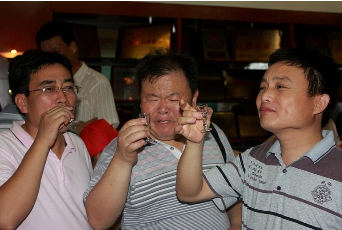 人喝醉了说话气人,人在酒后的表现