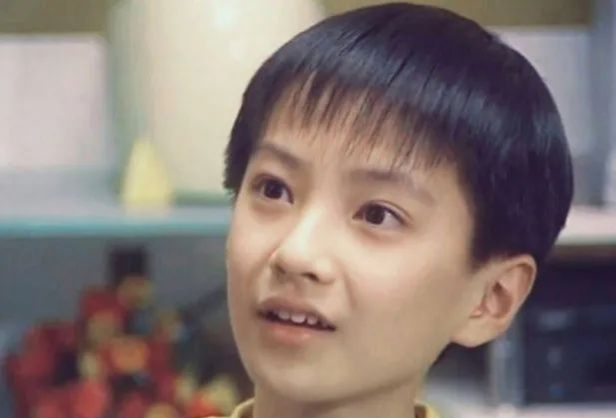 李瑞从小到大变化,李瑞成长史