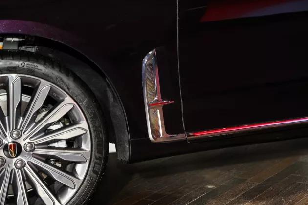 敢在人民大会堂开发布会的品牌看完我大写的服了