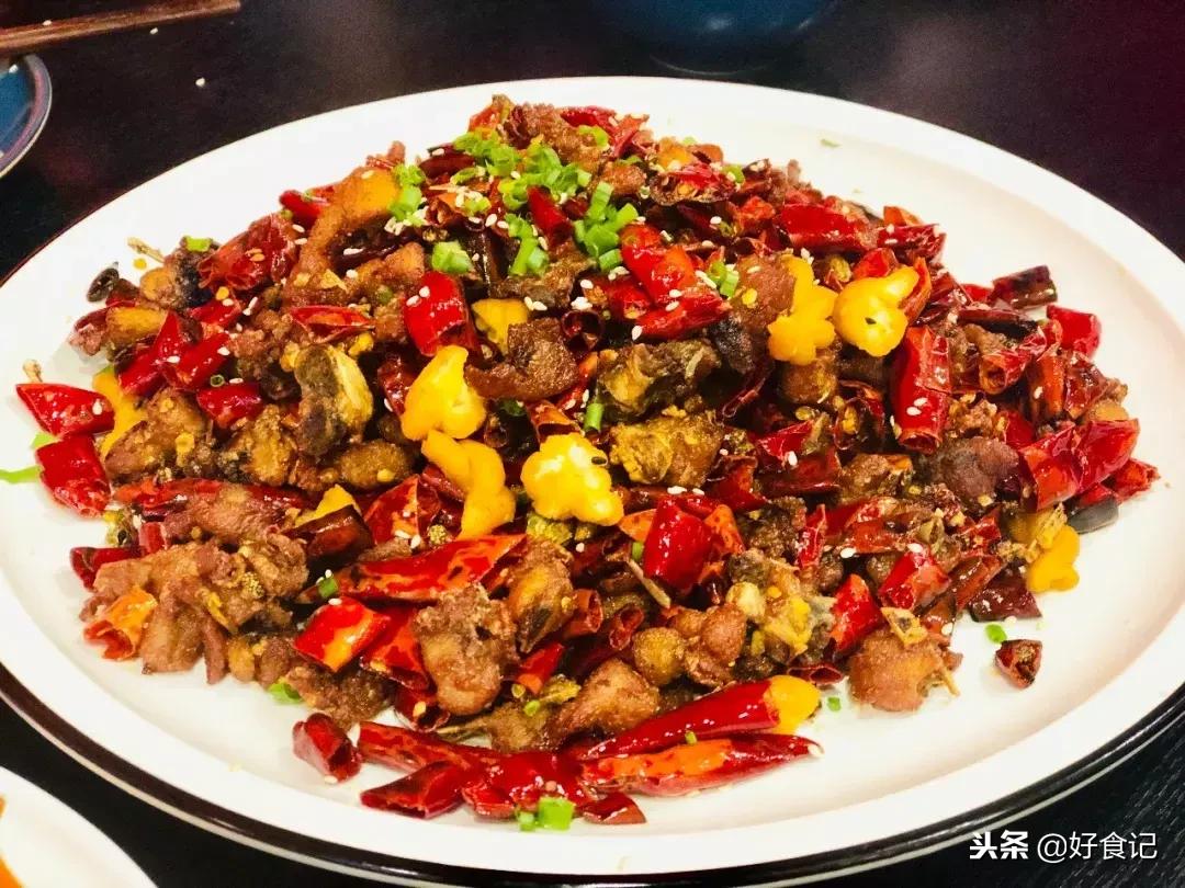 郑州商场购物中心推荐美食,郑州比较厉害的商场