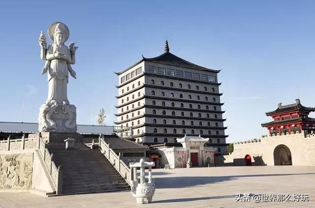 斥资3个亿，国外竟有个山寨中华古城：北京鼓楼、兵马俑……