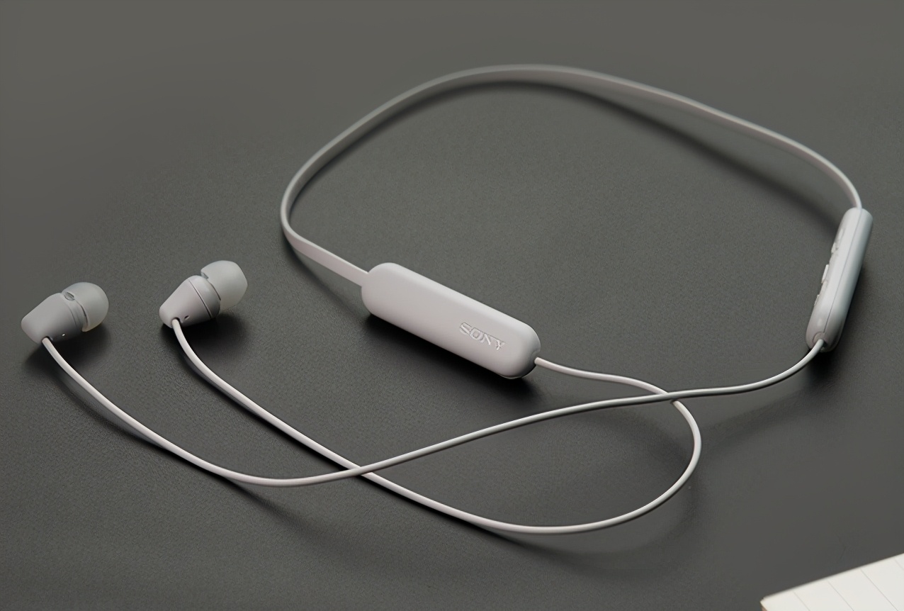 华为耳机freebuds2与荣耀蓝牙耳机,最新性价比高的蓝牙运动耳机