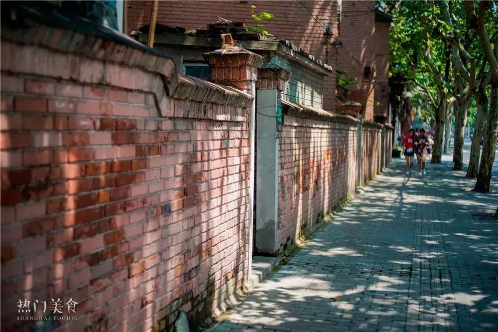 结棍!杨浦区竟然隐藏了翻版“南京路”?10+元就能刷到饱瘫