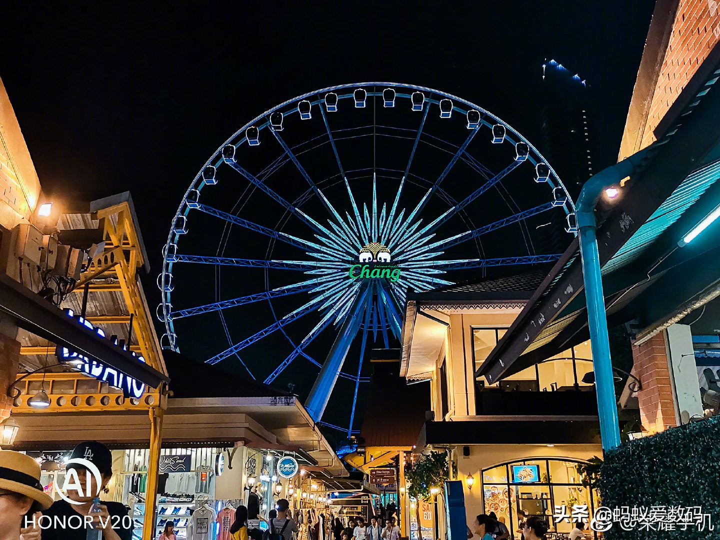 还在头条“集五卡”？需要发卡？歇一会儿，来看看这里