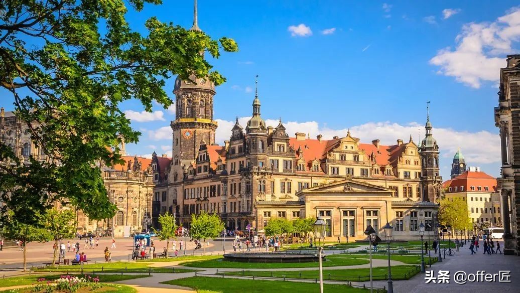 英国市中心的名校,英国小城市有哪些大学