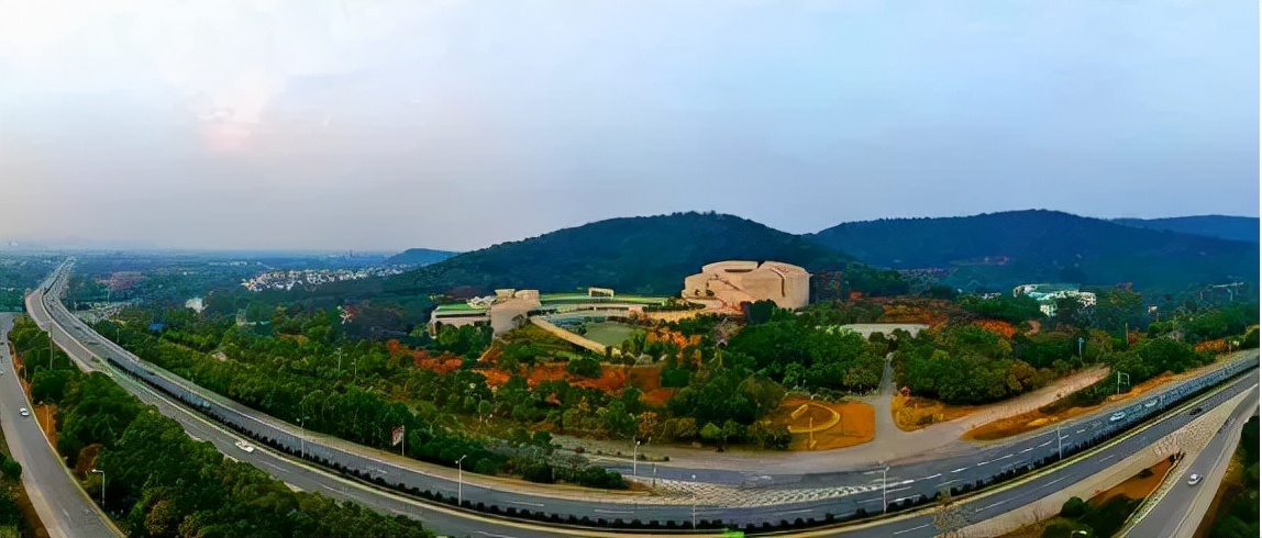 说到太湖，为何第一个想到“无锡”？｜方志江苏